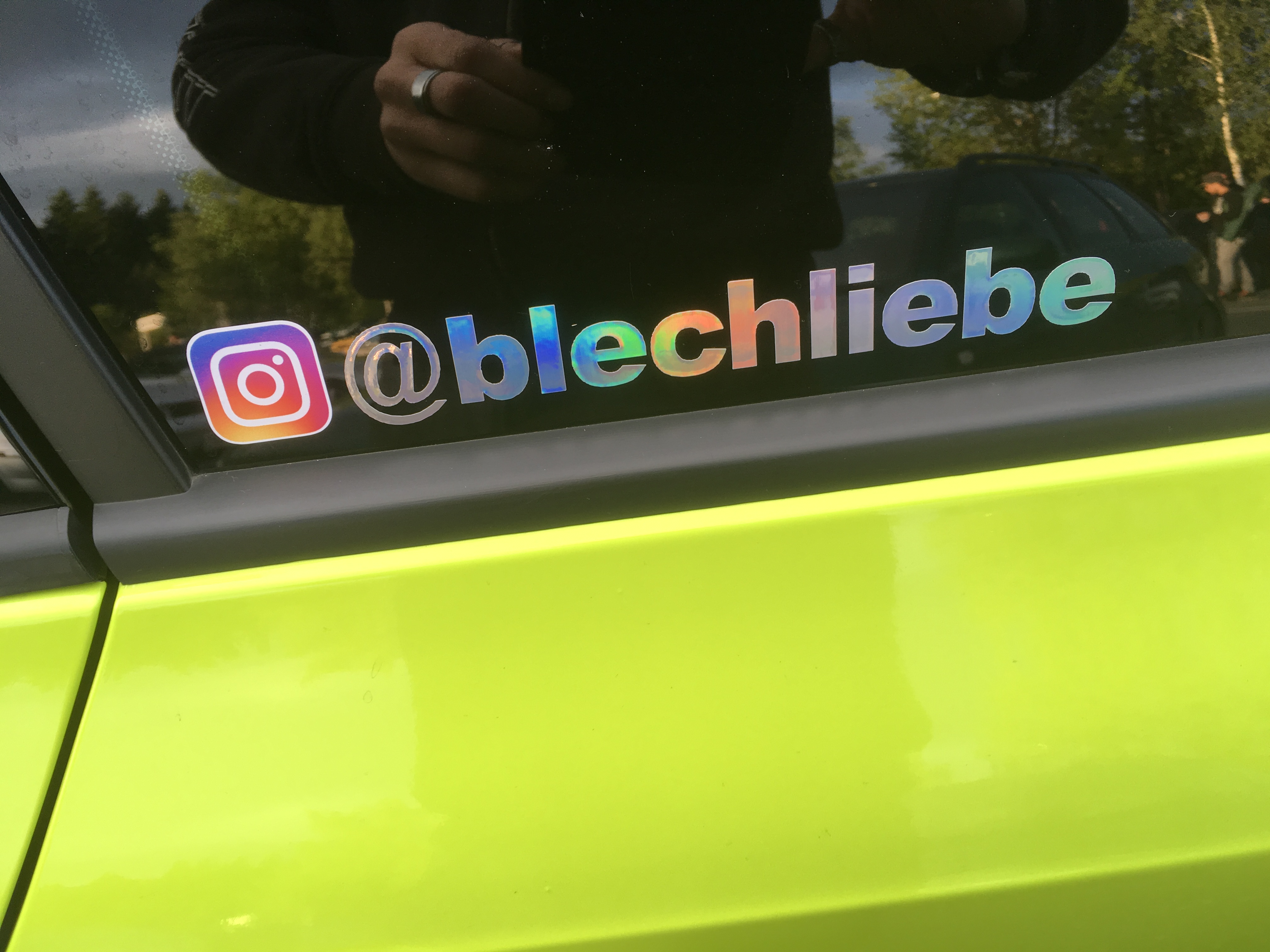Blackshell® Wunschtext Aufkleber Auto Dein Username mit Glyphe - Instagram  Aufkleber selbst gestalten, Auto Sticker - 15cm bis 124cm Länge - Auto